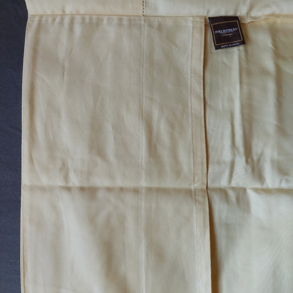 Fieldcrest luxury NWOT full sheet set. - Picture 9 of 9